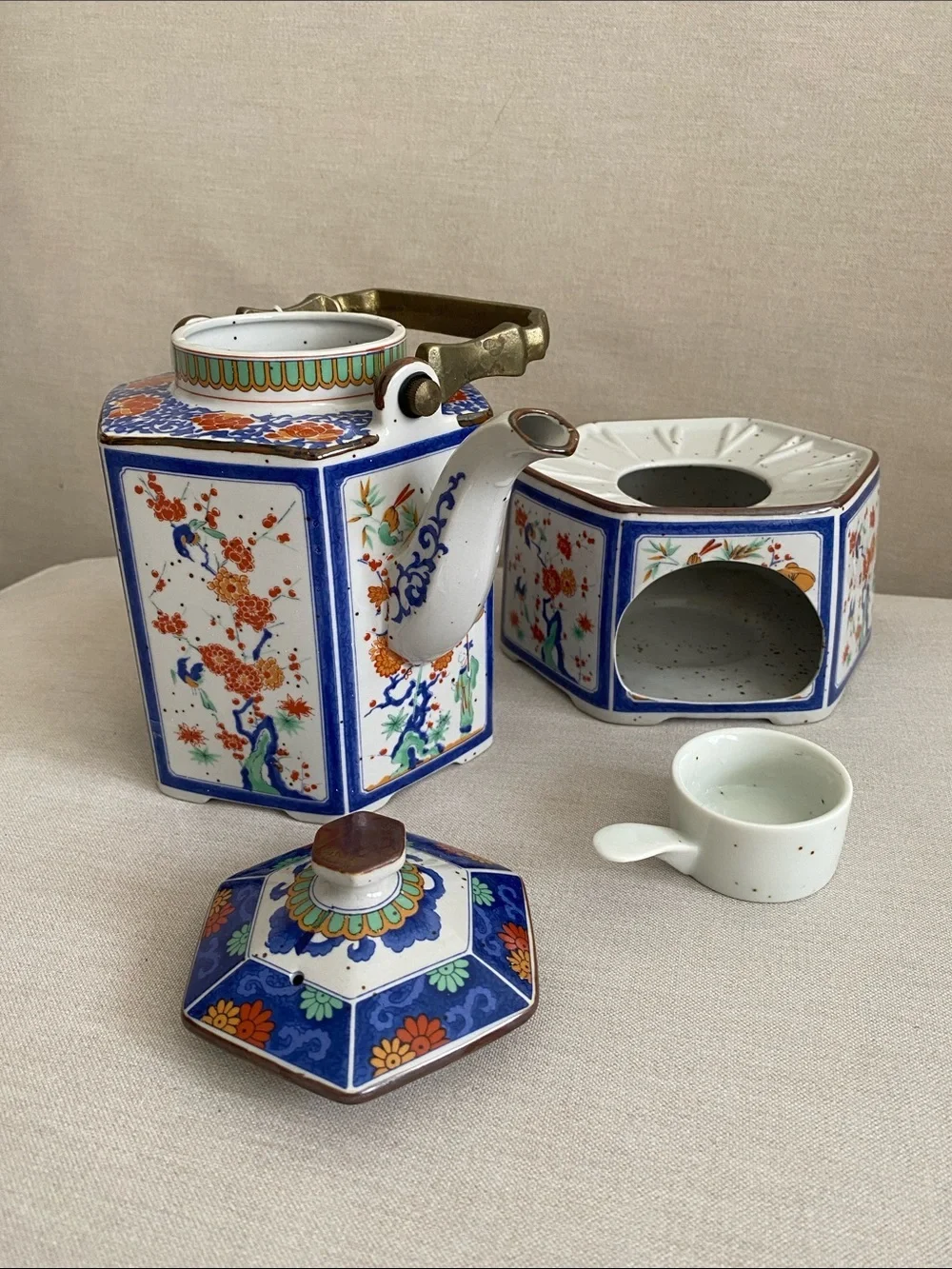 Vintage Japanese Toscany Collection Spring Floral Teapot with Candle Warmer